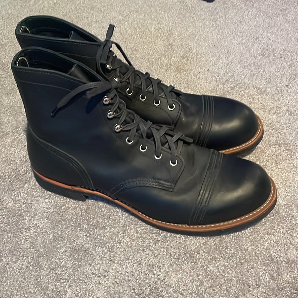 Men’s iron ranger boot 8114